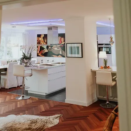 Luxury & Penthouse Apartment Cologne